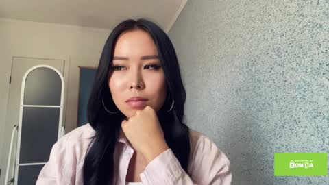 Snapshot of mardellabrev chatting on April 6, 6:03 am Lu online show from April 6, 6:03 am