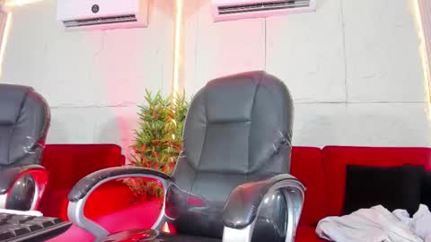 Snapshot of marelynsummer chatting on February 17, 5:08 pm Marelyn online show from February 17, 5:08 pm