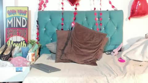 marfilastrom online show from April 9, 6:19 am