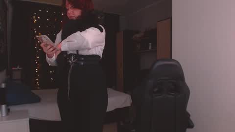 Margaret online show from November 22, 5:45 pm