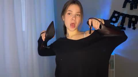 Snapshot of margaretstrein chatting on November 21, 11:53 am Alex and Jane online show from November 21, 11:53 am