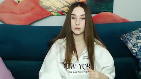 Snapshot of margarettii chatting on February 14, 7:49 am margarettii online show from February 14, 7:49 am