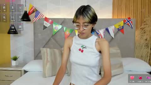 Snapshot of marge_lasander chatting on July 13, 6:22 pm Aitana online show from July 13, 6:22 pm
