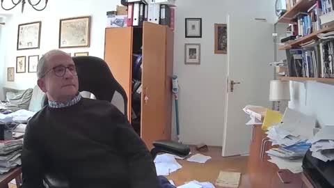 Snapshot of marginalie chatting on March 6, 10:30 am marginalie online show from March 6, 10:30 am