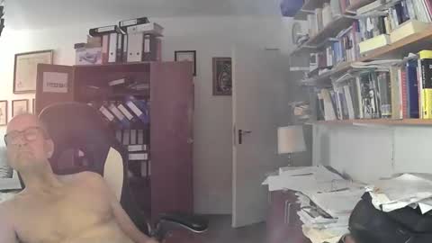 Snapshot of marginalie chatting on September 28, 8:42 am marginalie online show from September 28, 8:42 am