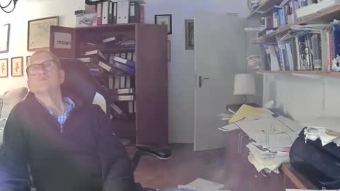 Snapshot of marginalie chatting on November 21, 6:50 pm marginalie online show from November 21, 6:50 pm