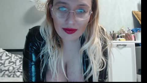 margo_shine online show from April 30, 5:41 pm