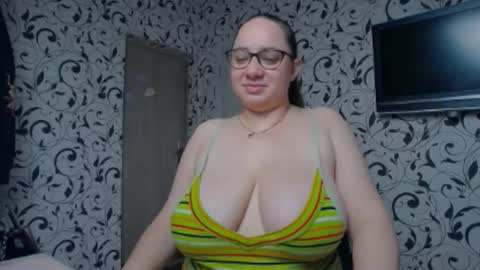 Snapshot of margosweet777 chatting on November 13, 9:08 am margosweet777 online show from November 13, 9:08 am