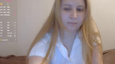 Emily online show from October 3, 3:20 pm