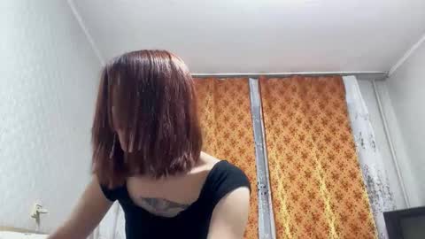 Lina online show from November 11, 9:15 pm