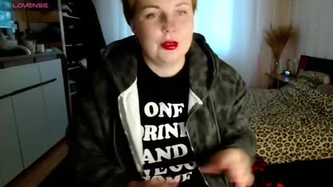 Mari online show from November 10, 6:01 am