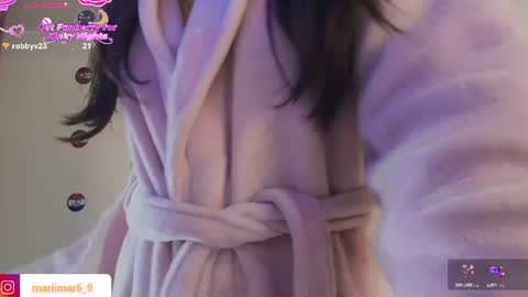 Snapshot of mari_mar69 chatting on June 25, 10:53 am mari_mar69 online show from June 25, 10:53 am