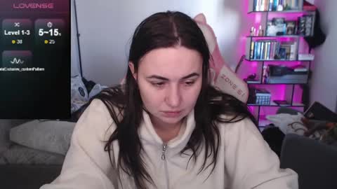 mari moore online show from April 17, 7:55 am