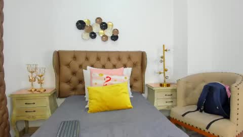 Maria online show from April 18, 6:23 pm