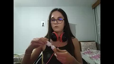 Snapshot of maria_anastasia chatting on March 1, 10:31 pm maria_anastasia online show from March 1, 10:31 pm