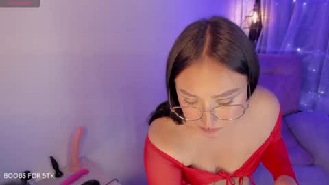 maria_dreamms online show from September 30, 4:28 am