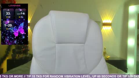 Snapshot of maria_mendoza chatting on December 15, 3:56 am Maria online show from December 15, 3:56 am