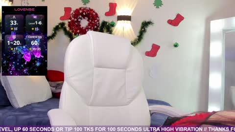 Snapshot of maria_mendoza chatting on December 22, 3:55 am Maria online show from December 22, 3:55 am