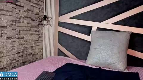 maria_twenty online show from November 12, 11:10 am