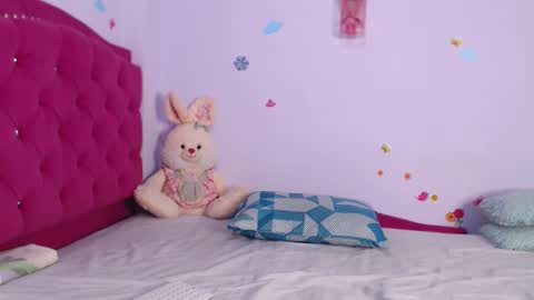 Snapshot of mariagills chatting on February 21, 9:27 pm Giselle Mara online show from February 21, 9:27 pm