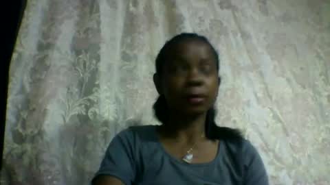 Snapshot of mariah642217 chatting on May 1, 4:28 am mariah642217 online show from May 1, 4:28 am