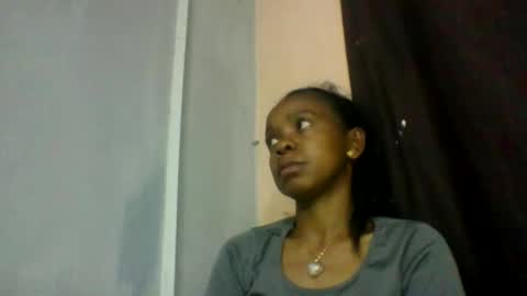 Snapshot of mariah642217 chatting on May 7, 6:35 pm mariah642217 online show from May 7, 6:35 pm
