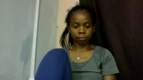 Snapshot of mariah642217 chatting on May 10, 8:03 pm mariah642217 online show from May 10, 8:03 pm