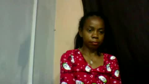 Snapshot of mariah642217 chatting on May 11, 3:07 pm mariah642217 online show from May 11, 3:07 pm