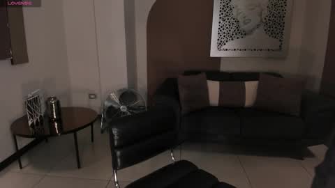 Snapshot of mariaherrera_ chatting on October 21, 2:56 am MARIA HERRERA online show from October 21, 2:56 am