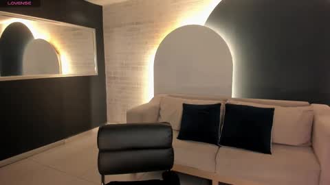 Snapshot of mariaherrera_ chatting on November 21, 9:35 pm MARIA HERRERA online show from November 21, 9:35 pm