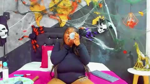  MARIAM online show from November 5, 12:38 pm