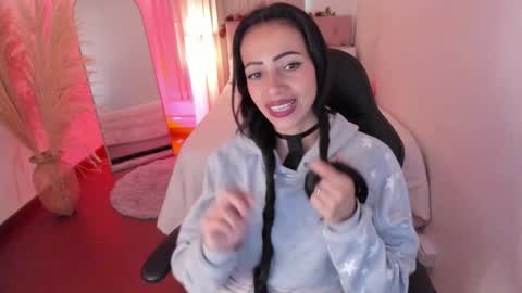 Snapshot of mariam_lopez__ chatting on November 16, 2:00 pm Mariam online show from November 16, 2:00 pm