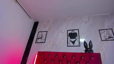 mariam_schubert online show from November 27, 9:28 pm