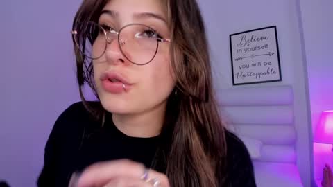 Mariam online show from December 2, 10:12 pm