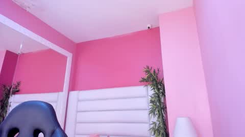 Mariam online show from October 27, 2:48 am