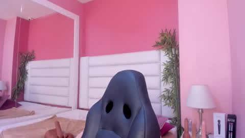 Mariam online show from November 16, 3:34 am