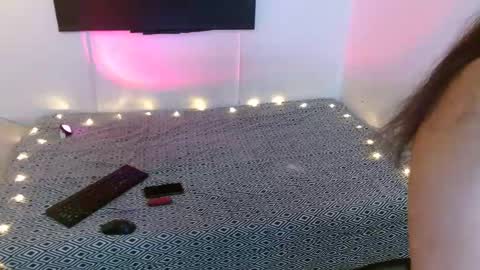 Mariam Calad online show from December 30, 10:45 pm