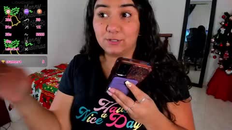 Snapshot of mariamcastillo chatting on December 10, 12:28 am Mariam Castiblanco online show from December 10, 12:28 am