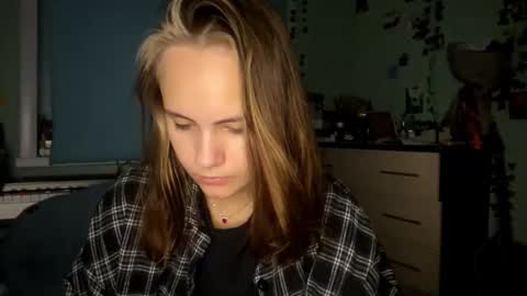 Snapshot of mariamcleverley chatting on September 23, 7:39 pm Mia online show from September 23, 7:39 pm