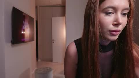 Snapshot of mariameella chatting on November 27, 12:07 pm mariameella online show from November 27, 12:07 pm