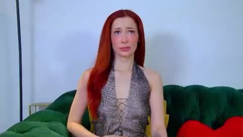 Snapshot of mariamenson chatting on June 28, 6:25 pm MariaMenson online show from June 28, 6:25 pm