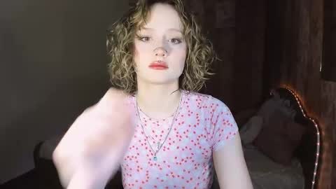 Maria online show from April 14, 7:09 pm