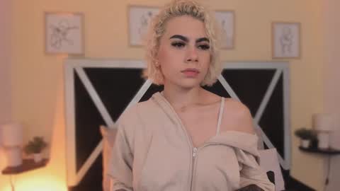 Marian online show from December 19, 7:10 pm