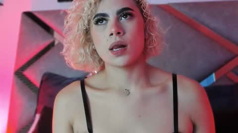 Marian online show from March 18, 7:06 pm