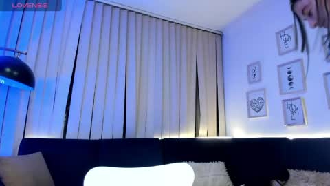Snapshot of mariana__thompson chatting on April 30, 3:02 am mariana__thompson online show from April 30, 3:02 am
