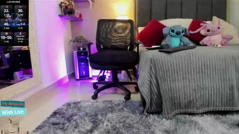 Mar y online show from November 22, 2:38 pm