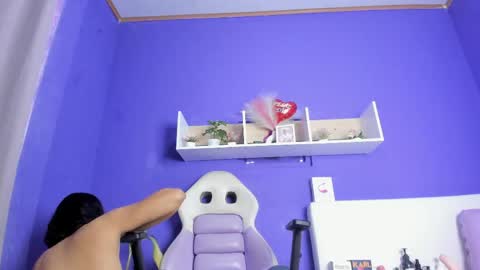 mariana_rossi_ online show from April 12, 12:43 pm