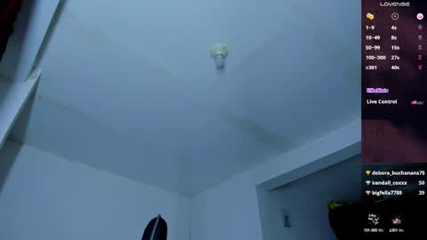 Snapshot of mariana_smittt chatting on January 12, 7:43 am Independent Model online show from January 12, 7:43 am