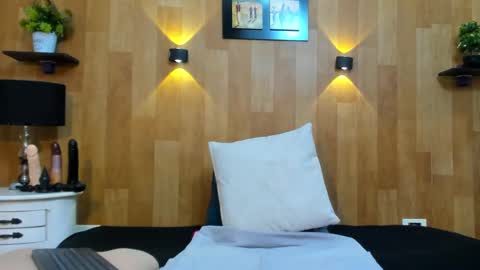 Mariana Angel online show from January 11, 4:03 pm