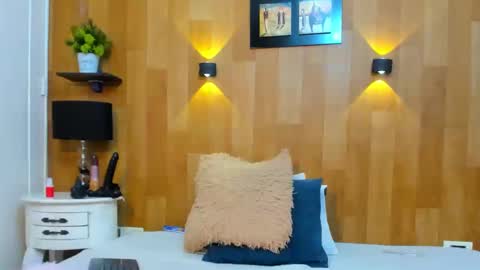 Mariana Angel online show from February 21, 10:37 pm